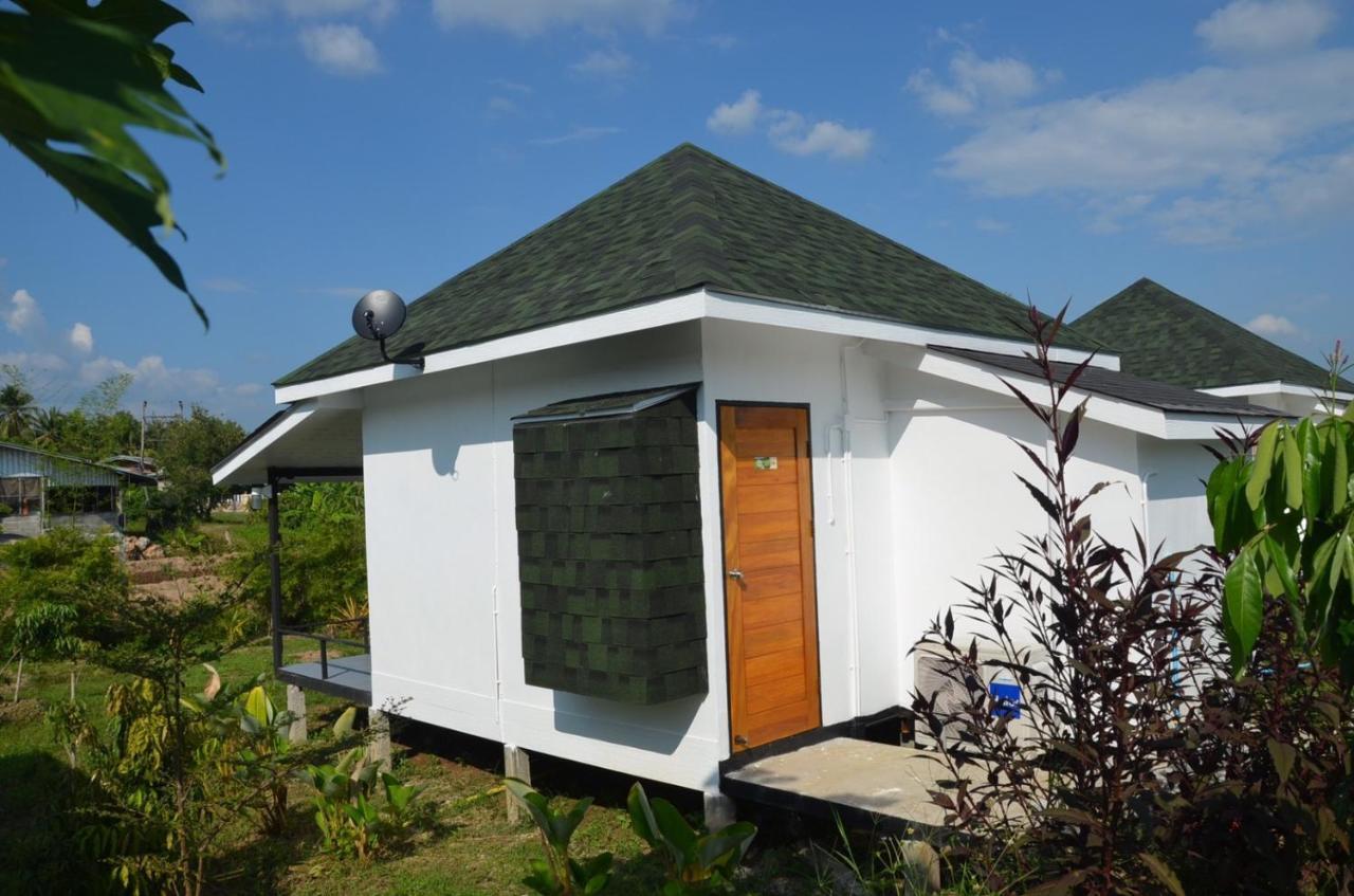 Nok Chan Mee Na Chom Thong Exterior foto